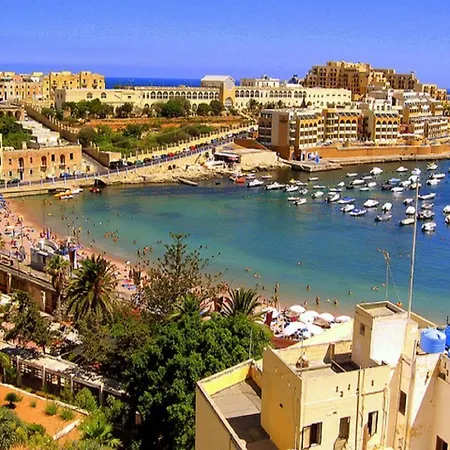Deluxe 2br In St Julians