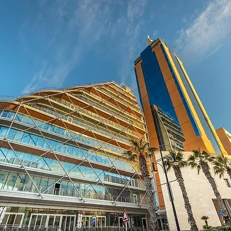 아파트 Deluxe 2br In St Julians *