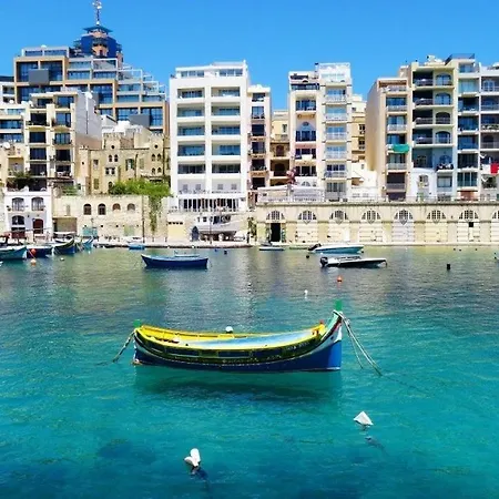 Deluxe 2br In St Julians 아파트